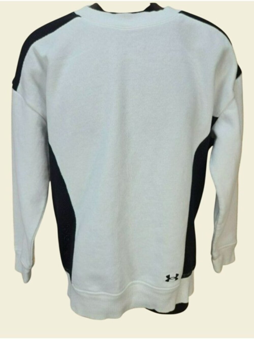 Under Armour Womens White Sweatshirt XS Loose Fit